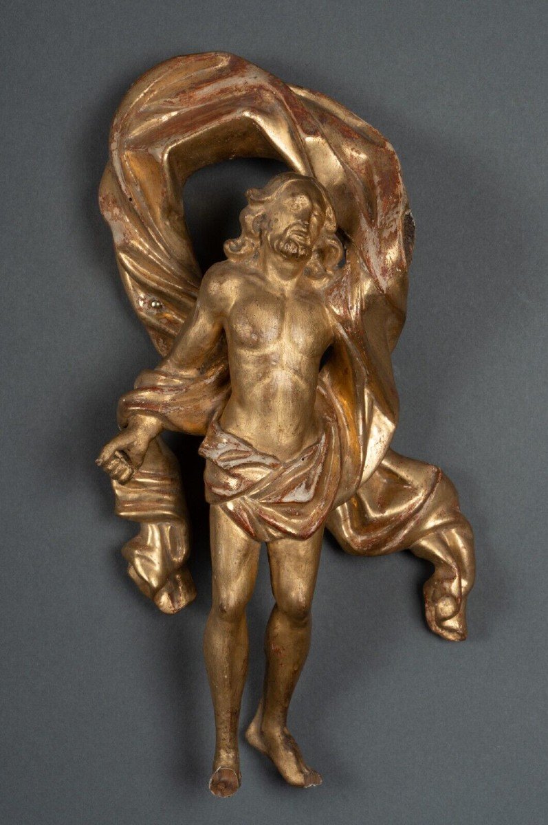 Resurrected Christ In Gilded Polychrome Carved Wood With 17th Century Leaf