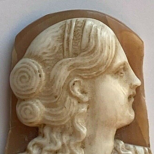 Cameo From The 18th Century, Antique Profile Of A Woman In Agate-photo-3