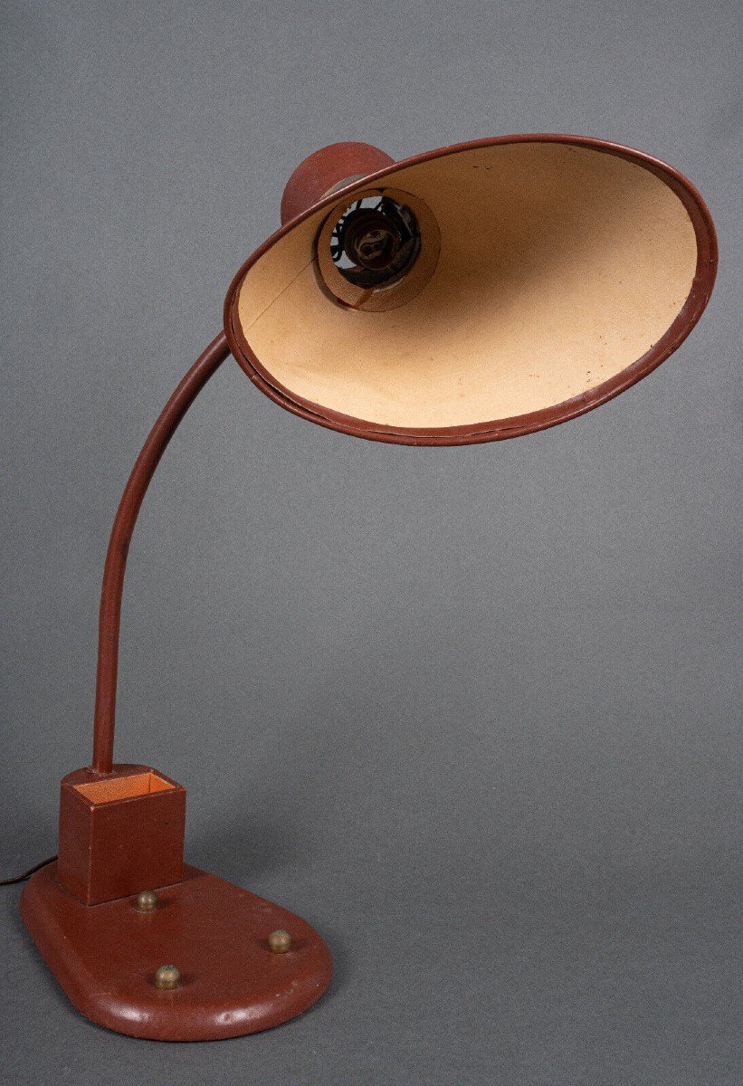 Lampe de bureau abat-jour Diabolo flexible en cuir rouge 1960 -photo-3