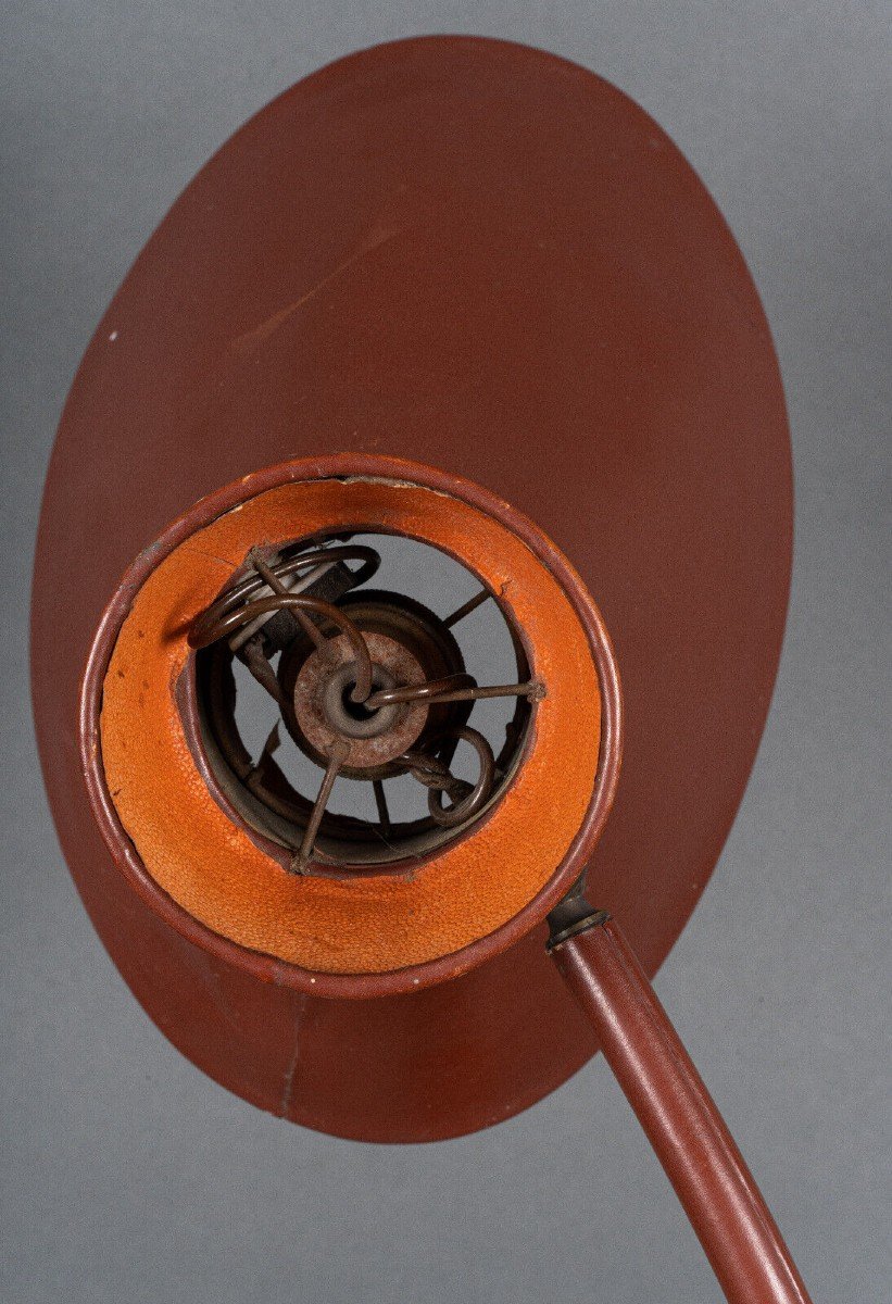Lampe de bureau abat-jour Diabolo flexible en cuir rouge 1960 -photo-5