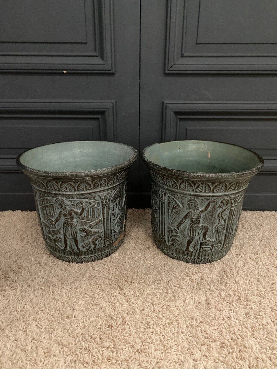 Pair Of Planters From The 60s With Antique Decor, Green Background-photo-2