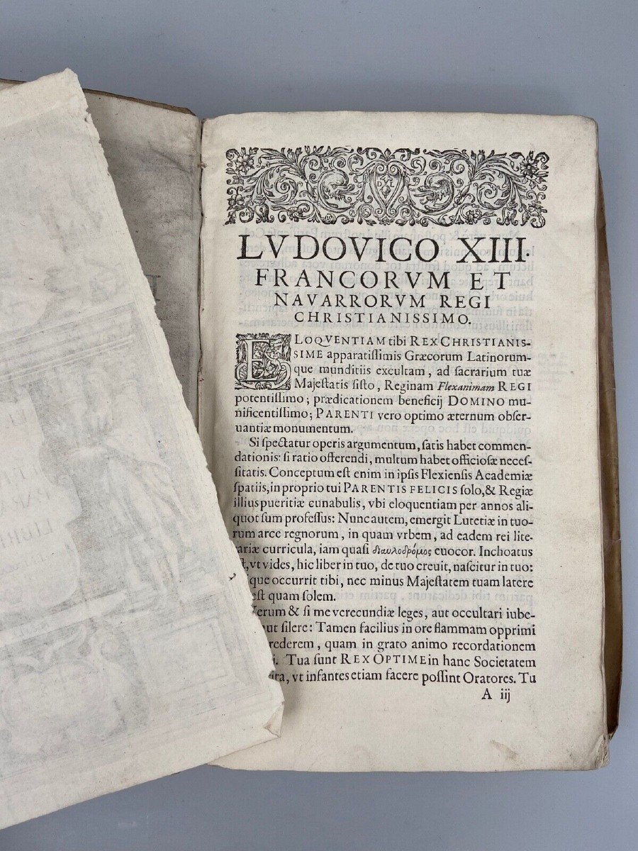 Book Eloquentiae Sacrae Et Humanae Parallela Libri XVI P. Nicolao Caussino 1619-photo-3