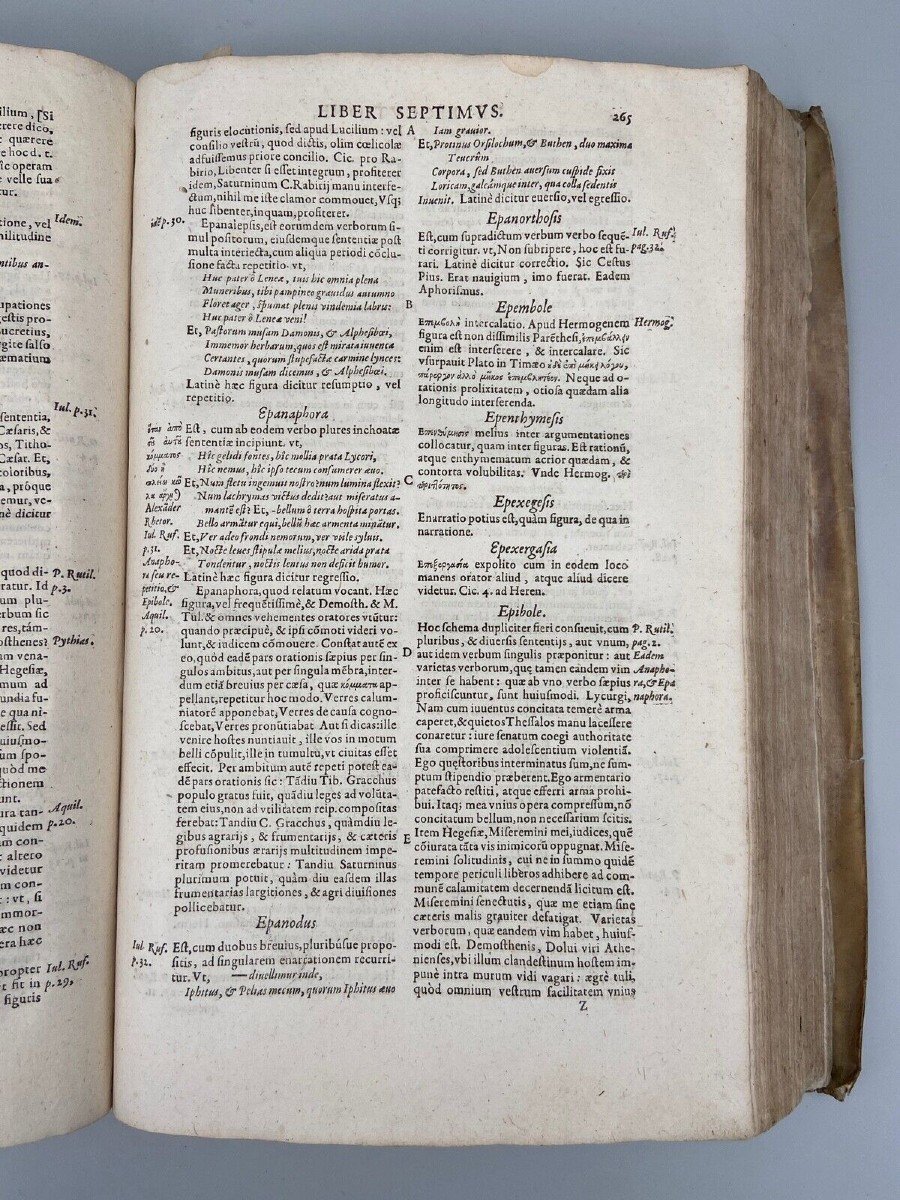Livre Eloquentiae Sacrae et Humanae Parallela Libri XVI P. Nicolao Caussino 1619-photo-2