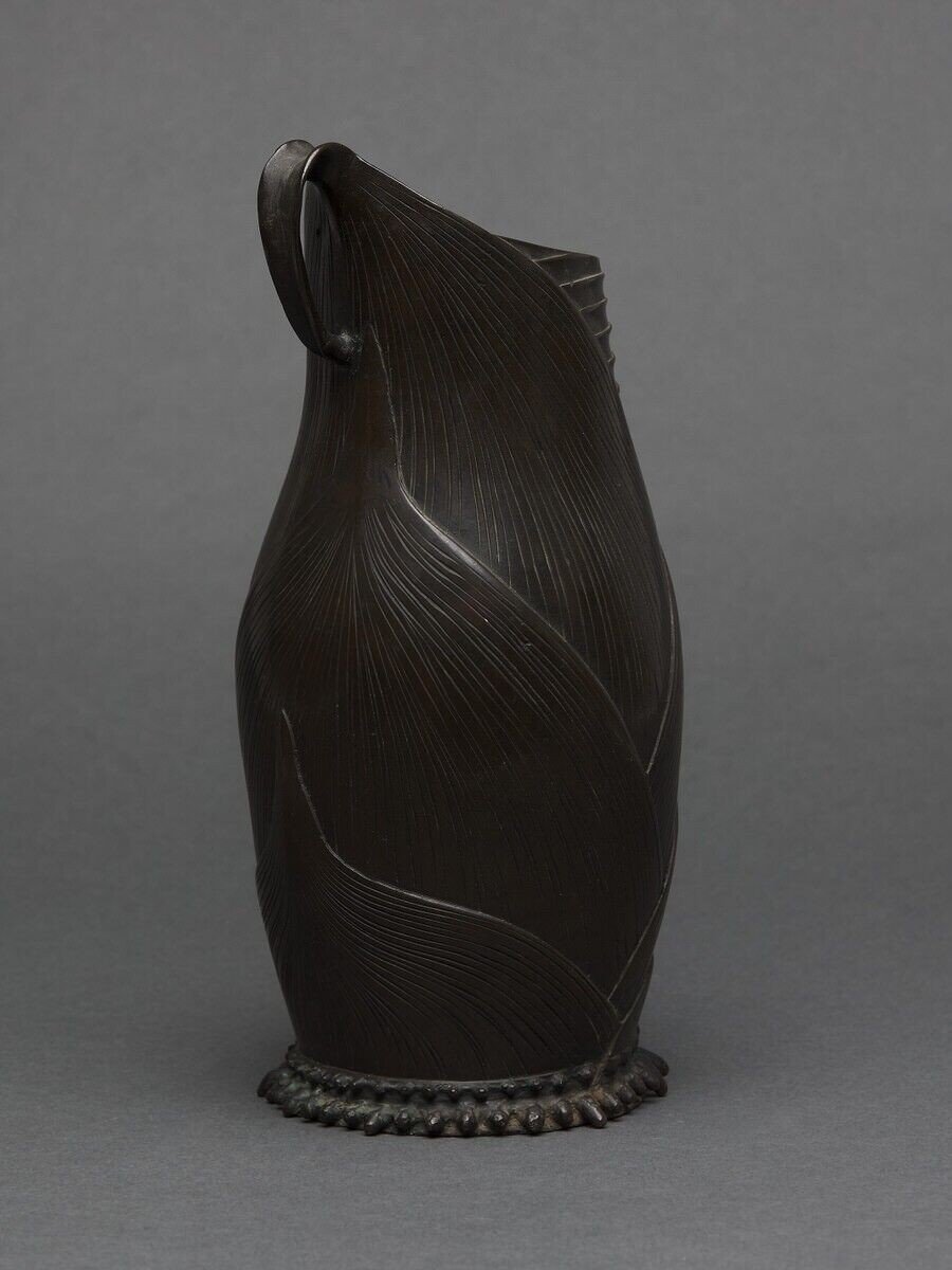 Japanese Bronze Pitcher With Chocolate Patina Frog In The Round 19th Century-photo-1