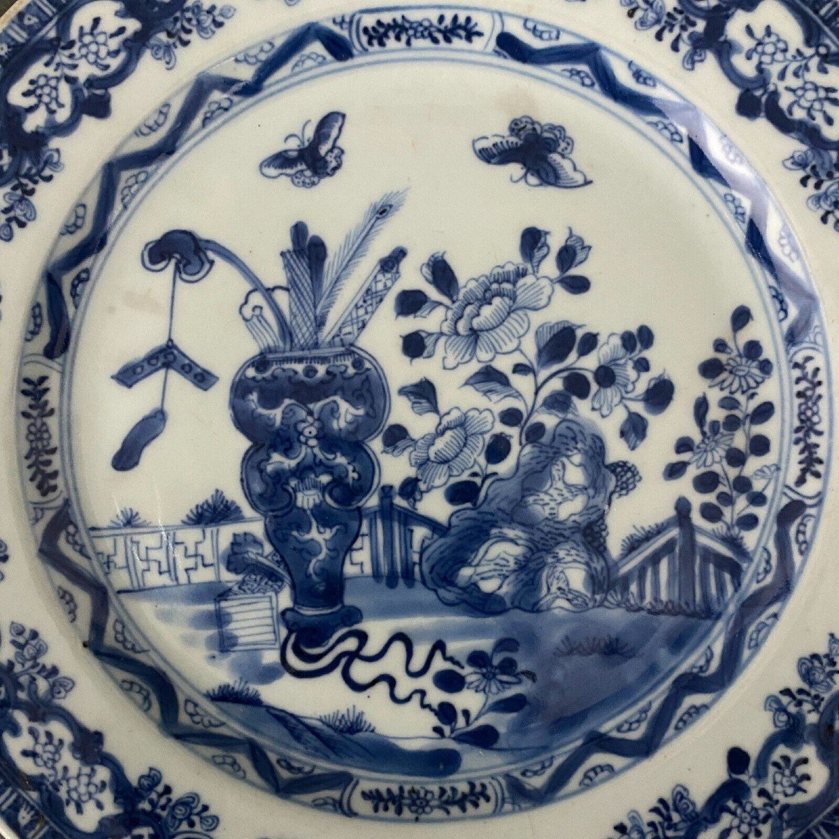 Assiette bleu de Chine XIXe décor de papillons-photo-2