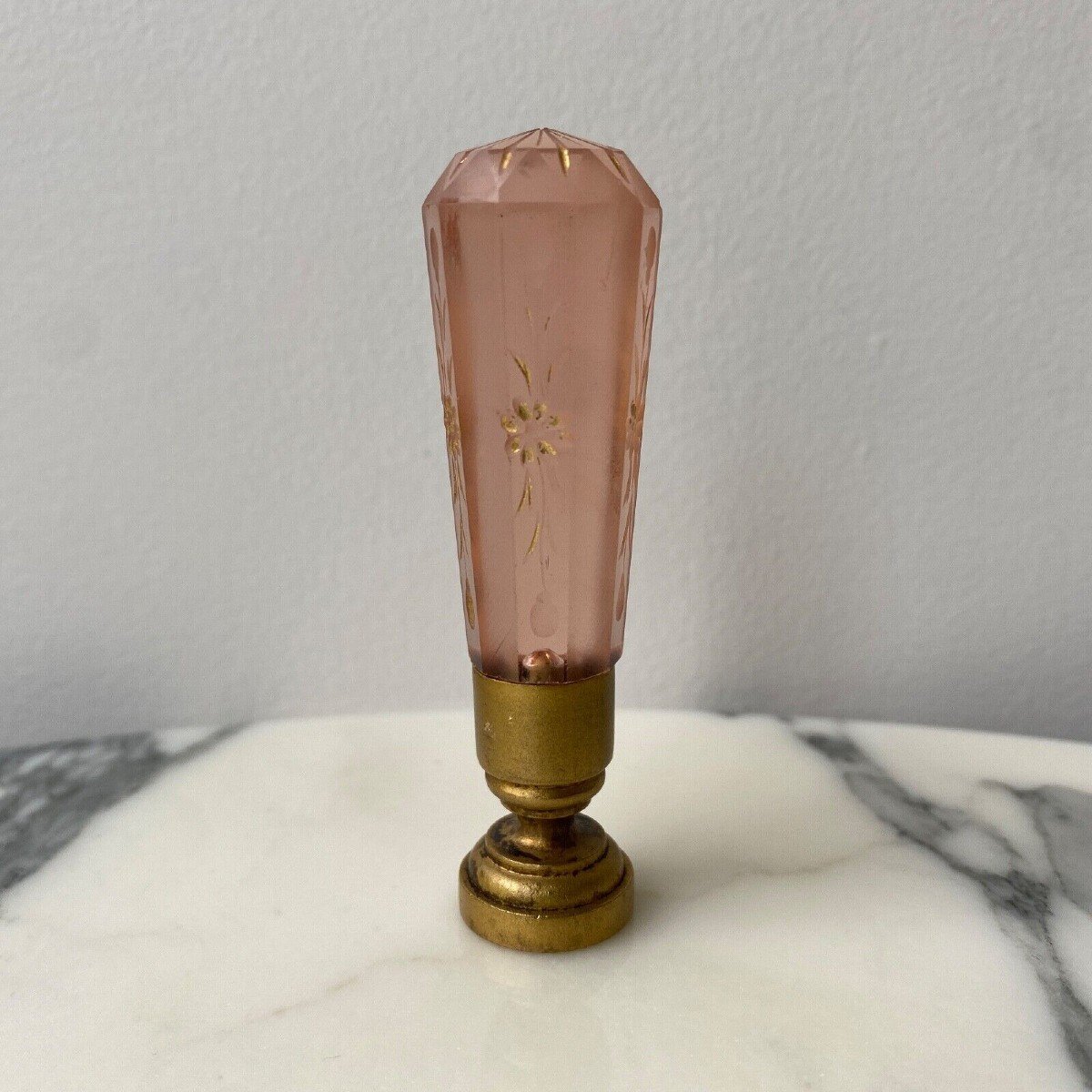 Rare Crystal Stamp With Cutaway Enhanced With Golden Engravings Late 19th Century-photo-4