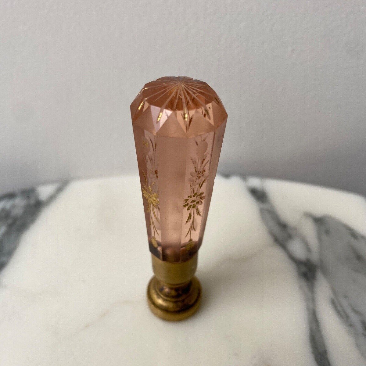 Rare Crystal Stamp With Cutaway Enhanced With Golden Engravings Late 19th Century-photo-3