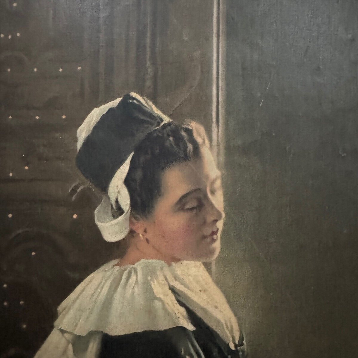 Sign Read On Cardboard Illustrated With Two Breton Women In Costume-photo-1