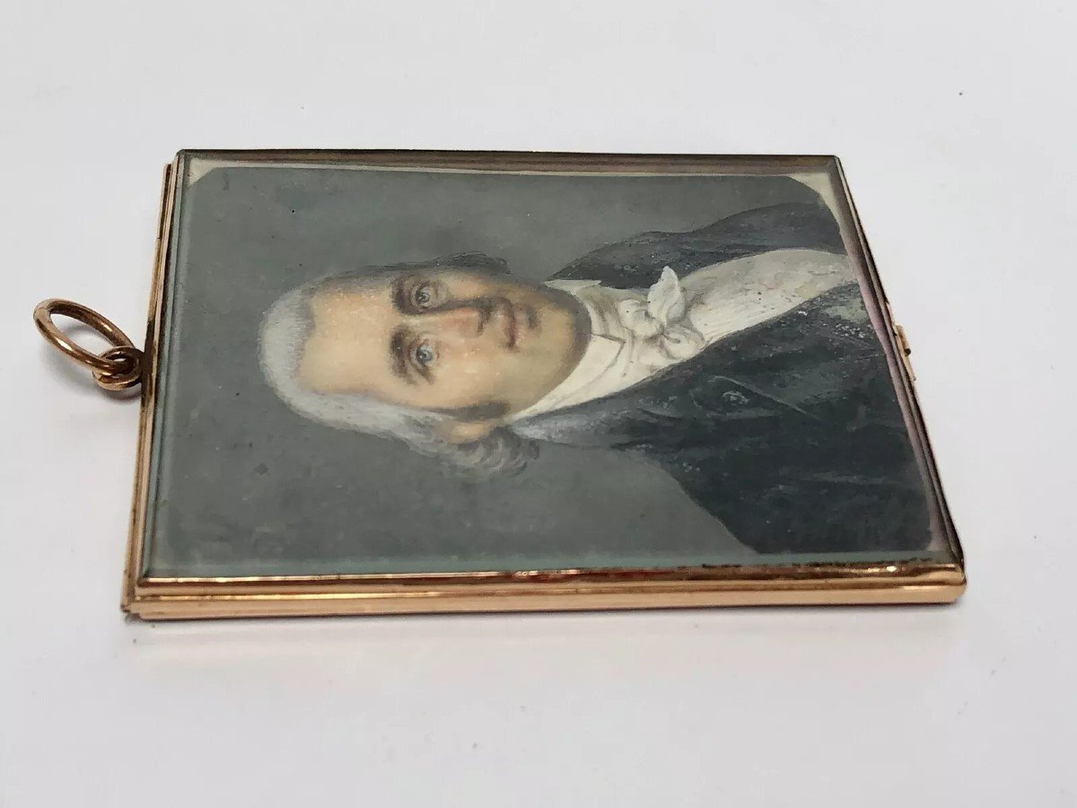 Miniature XVIIIe début XIXe homme en redingote peinte à la main travail de cheveux-photo-1