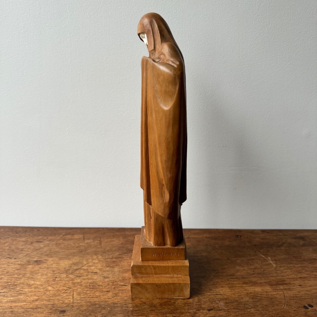 Virgin In Carved Wood By Lucienne Heuvelmans (1881-1944)-photo-3