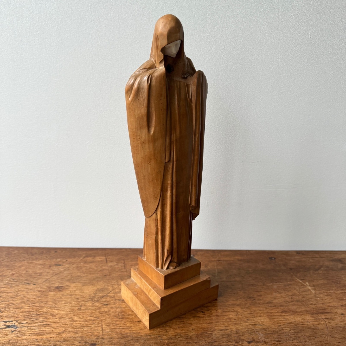 Virgin In Carved Wood By Lucienne Heuvelmans (1881-1944)-photo-3