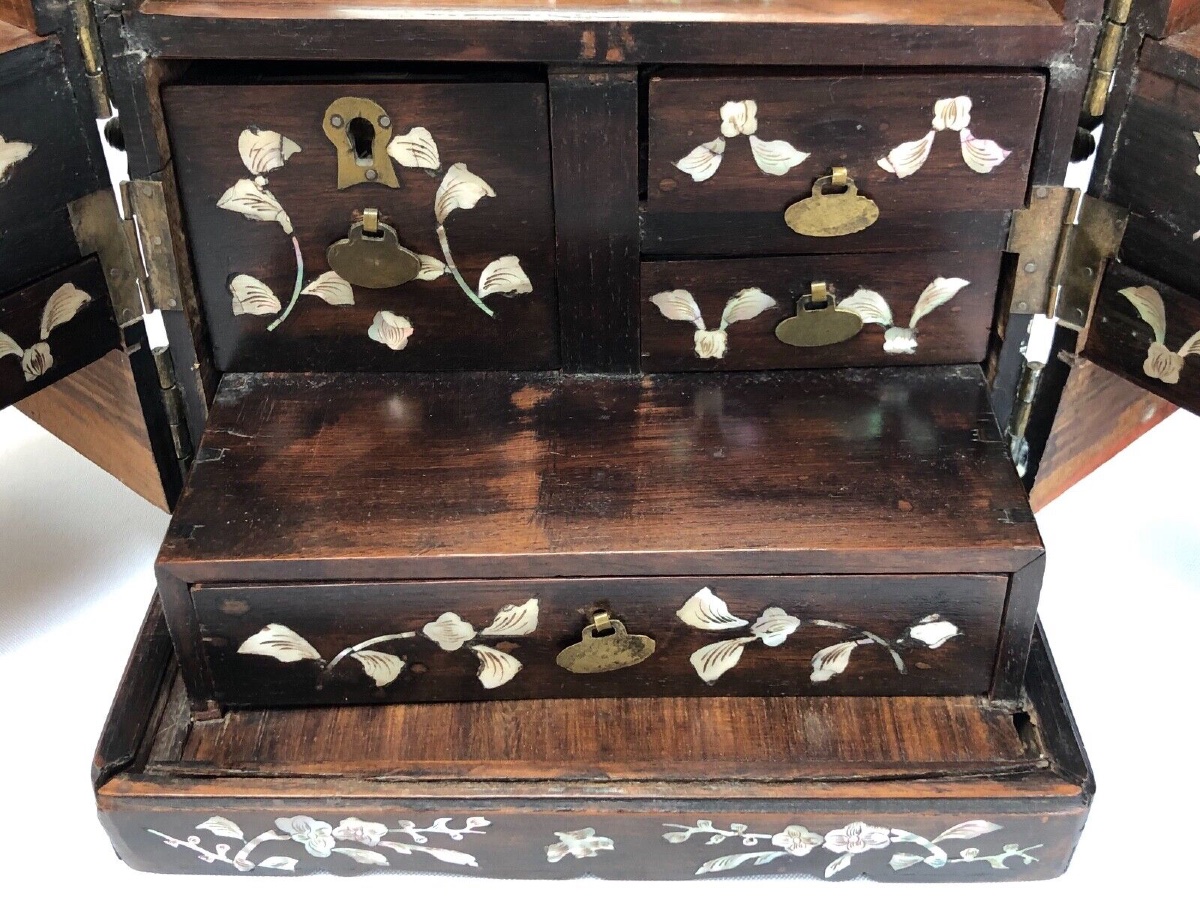 Cabinet Chine ou Indochine XIXe bois de fer incrustation marqueterie nacre-photo-1
