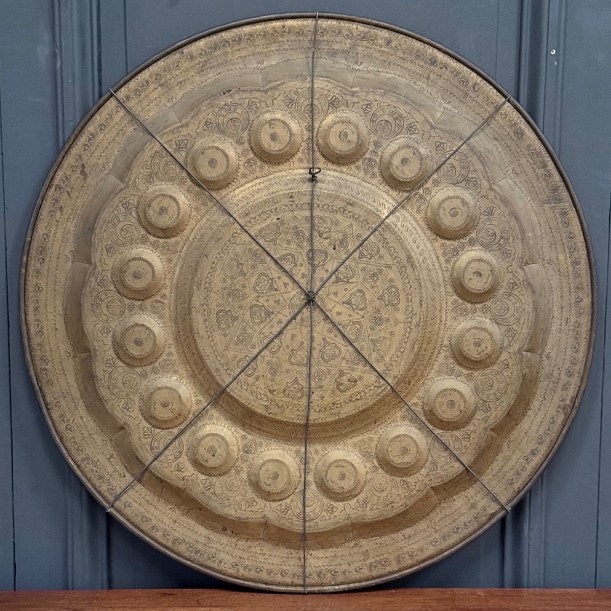 Plateau oriental en cuivre pour le thé 95,5 cm XXe-photo-4
