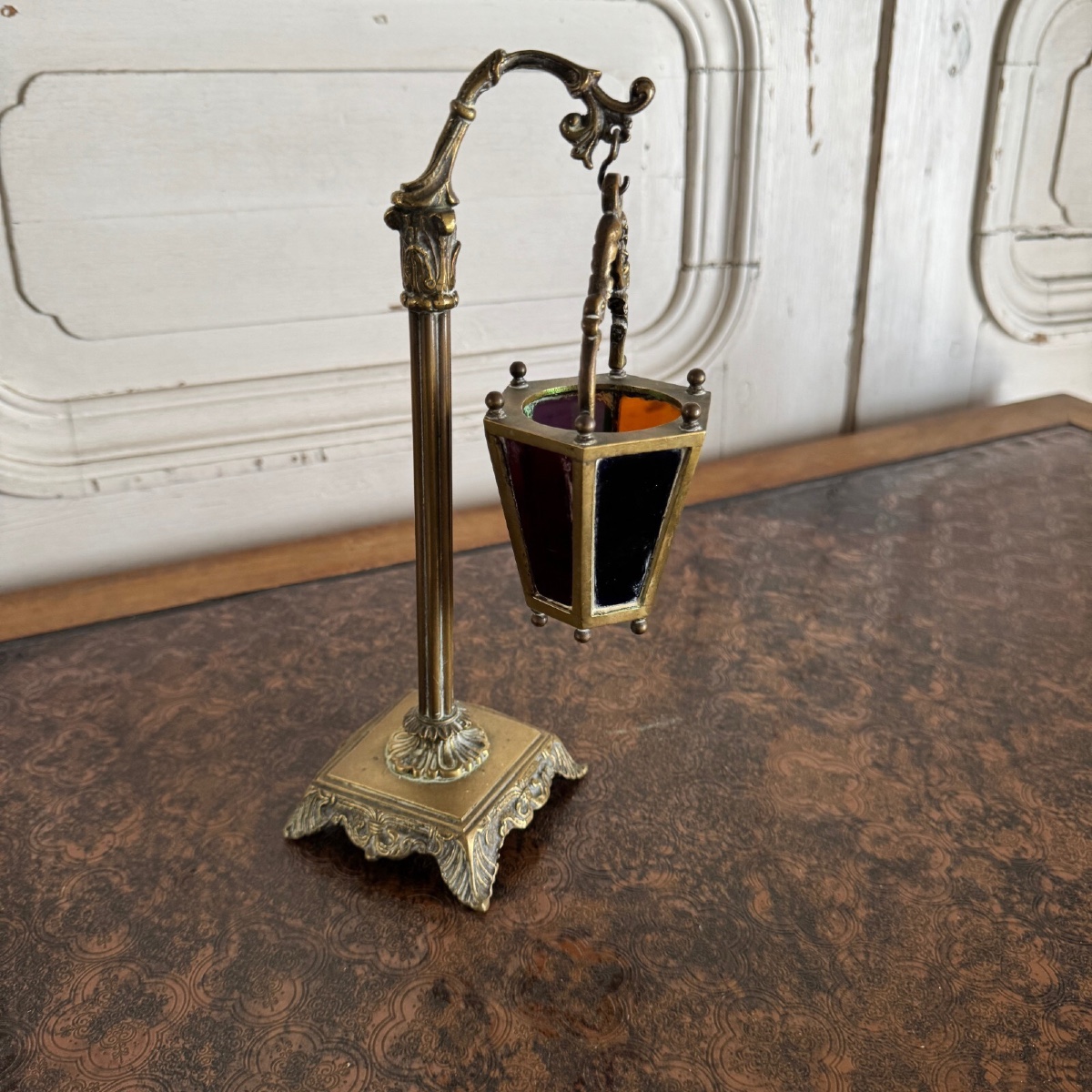 Night Light In Bronze And Multi-colored Glass, 19th Century Restoration
