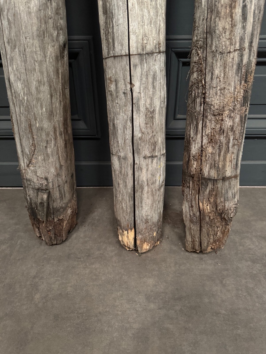 3 totems en bois art populaire représentant les rois mages milieu XXe-photo-1