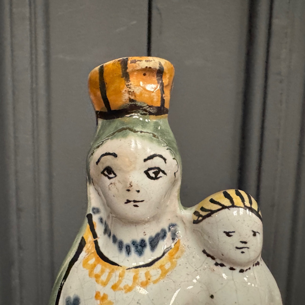 Vierge d'accouchée en faïence de Nevers XVIIIe -photo-5