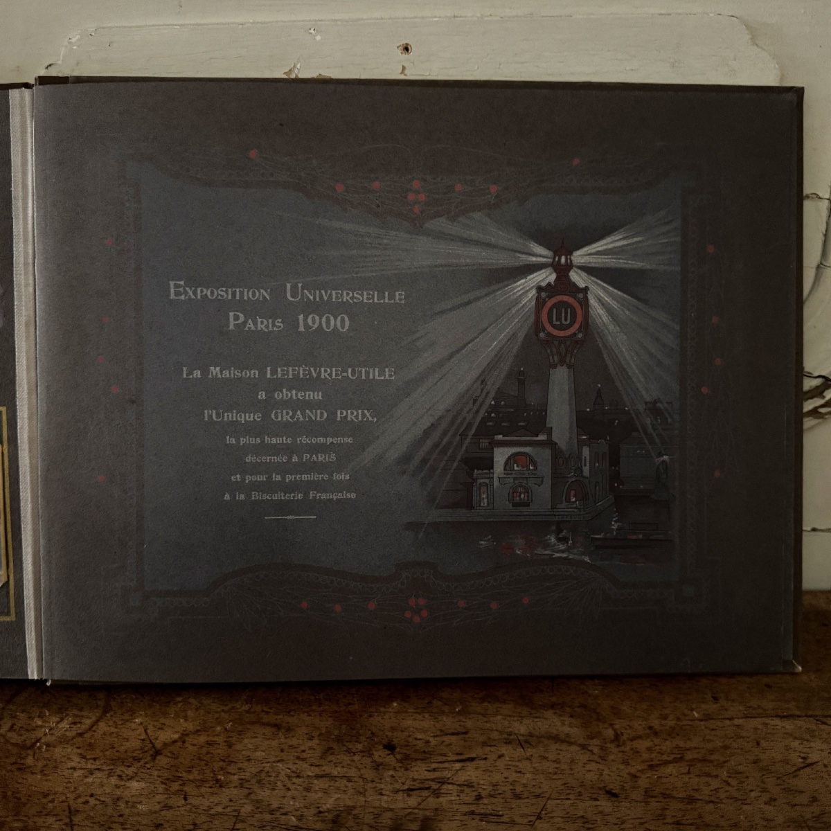 Album Of Contemporary Celebrities By Lefèvre-utile Nantes-photo-8