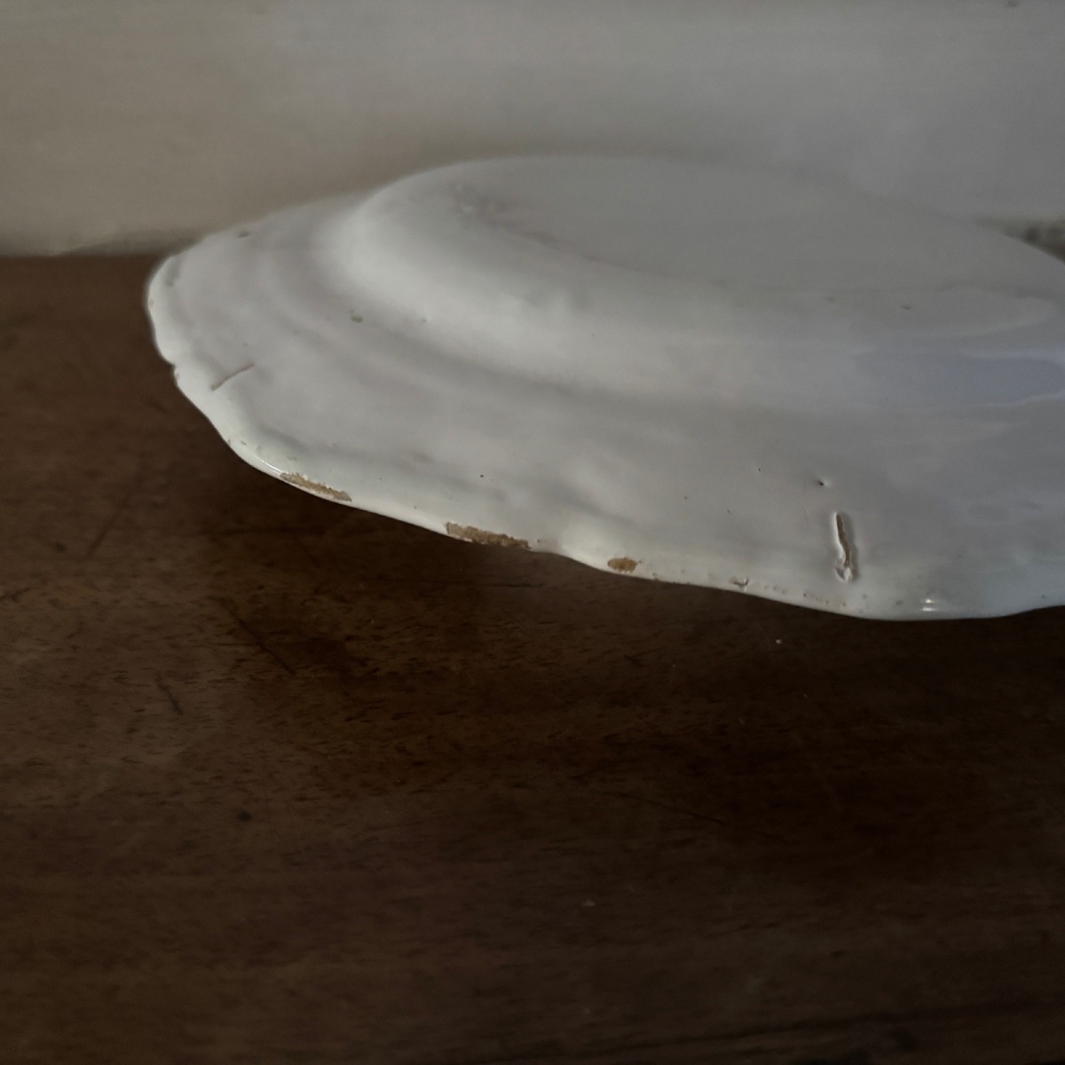 Assiette en faïence de Moustiers XVIIIe décor floral-photo-6