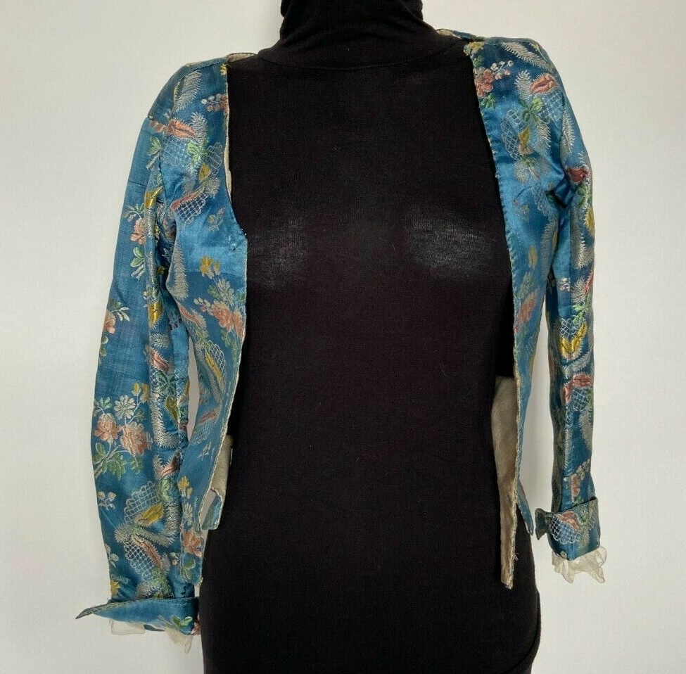 17th Or 18th Century Bolero Jacket With Hand-embroidered Floral And Lace Decoration-photo-3