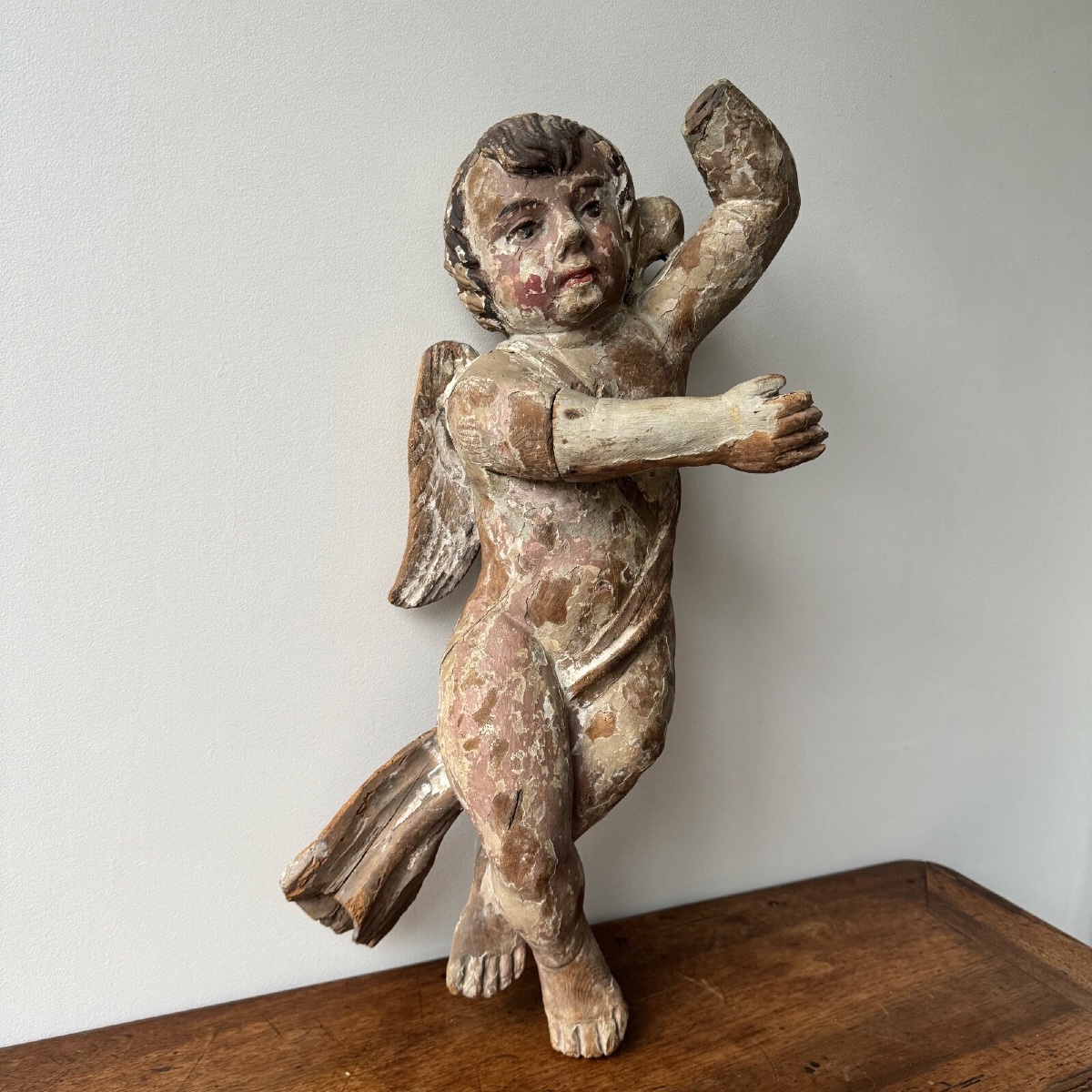Angelot en bois sculpté polychrome XVIIe-photo-2