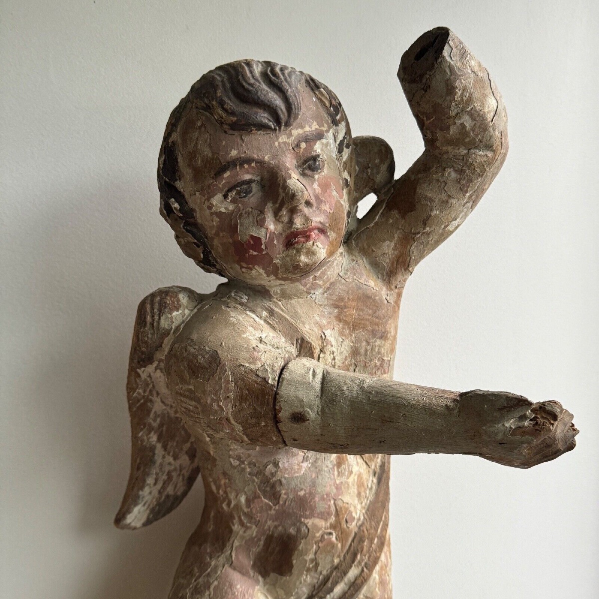 Angelot en bois sculpté polychrome XVIIe-photo-2