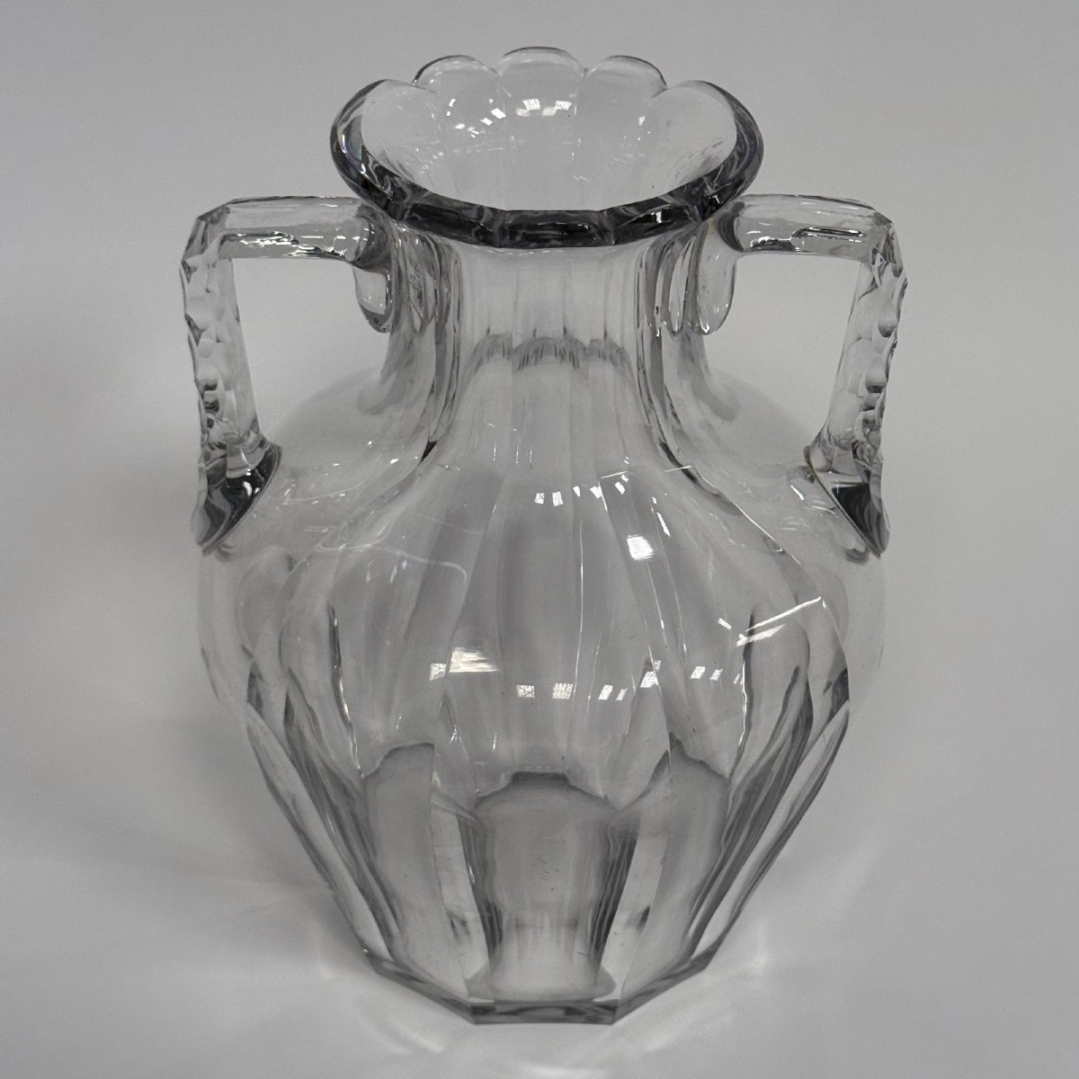 Vase en cristal avec anses Baccarat XIXe pans coupés-photo-2