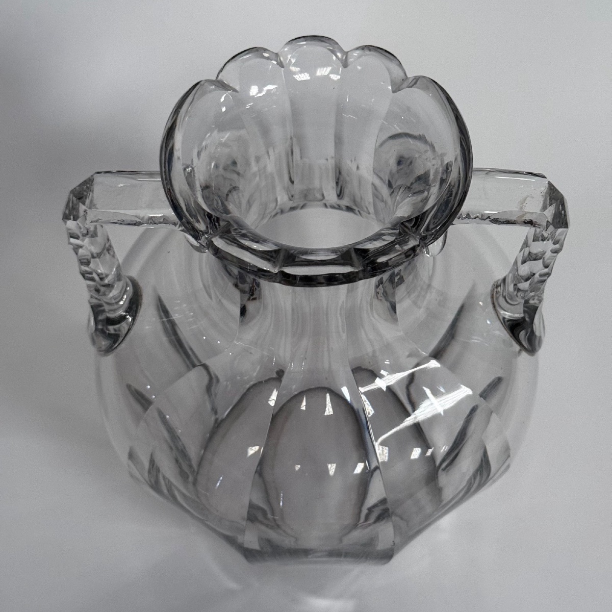 Vase en cristal avec anses Baccarat XIXe pans coupés-photo-3