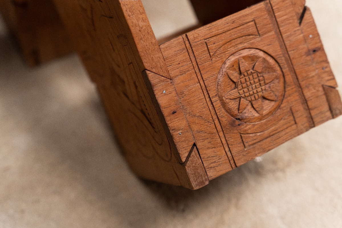 Paire de tabourets orientaux en bois sculpté ajouré XXe-photo-8