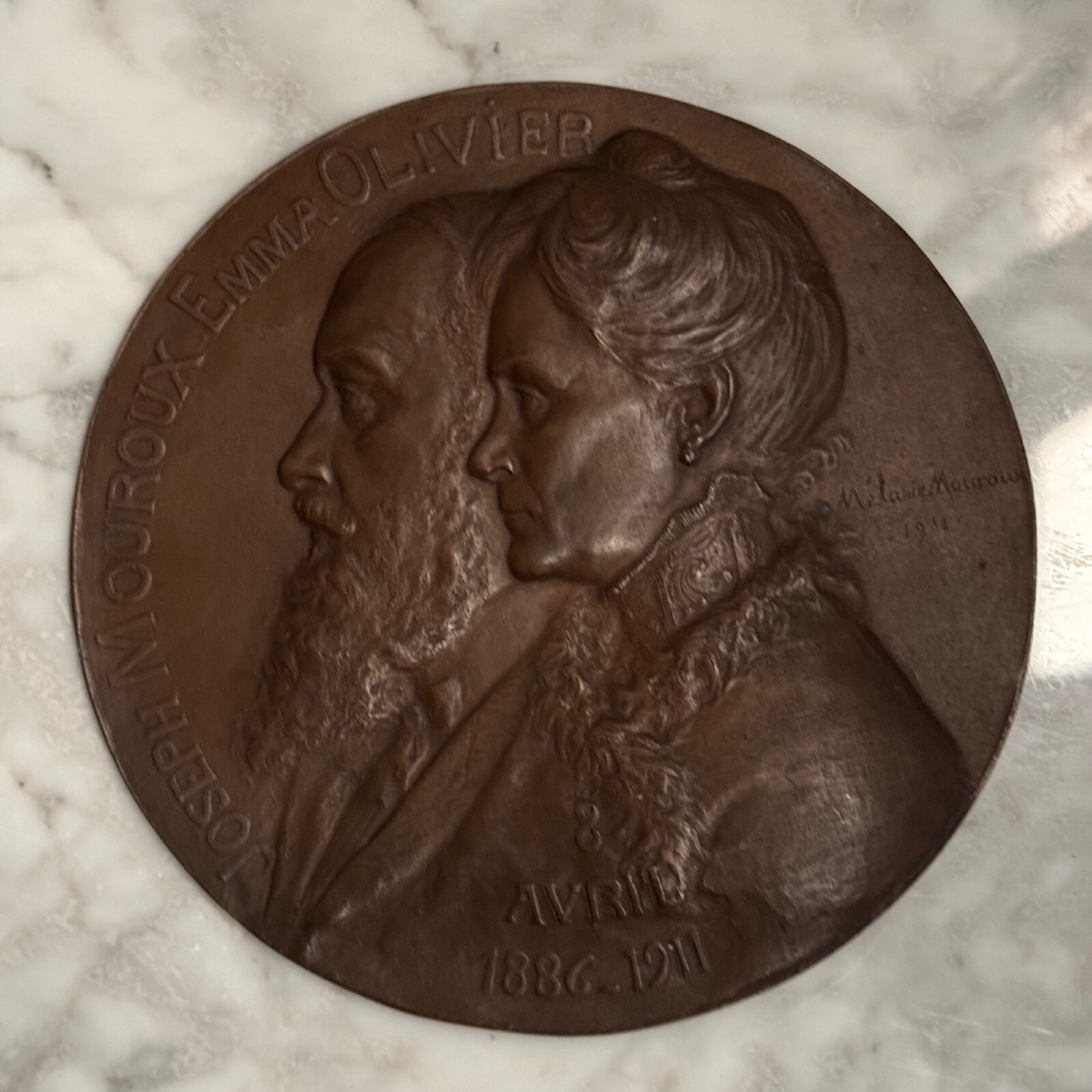 Bronze Medallion By Melanie Mouroux 2 Profiles-photo-1