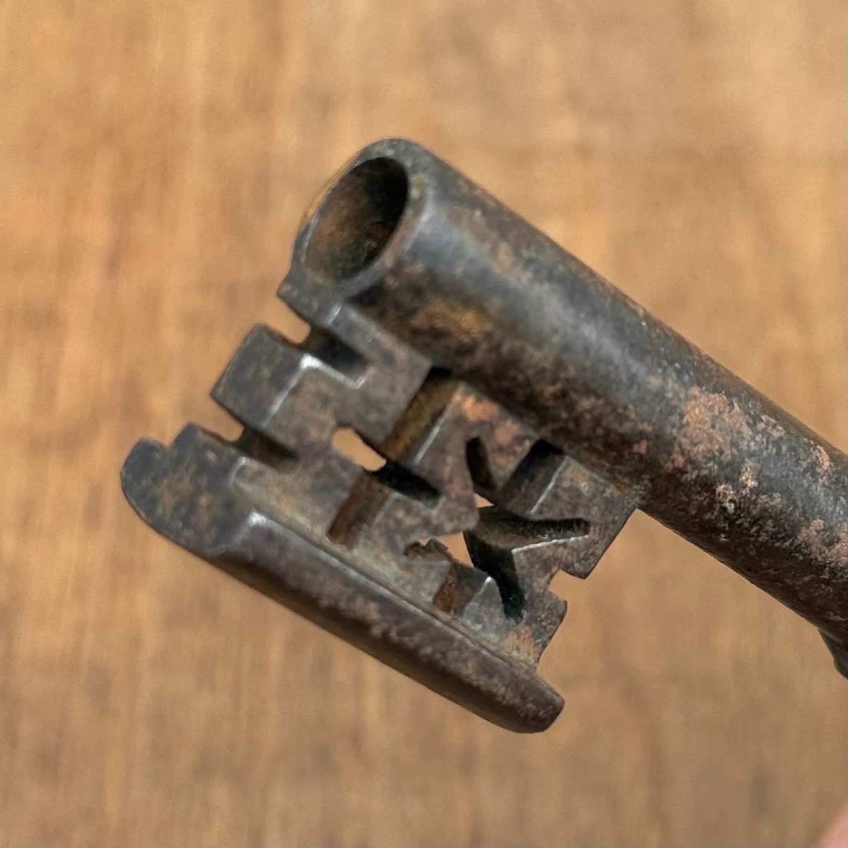 Haute époque Wrought Iron Key-photo-1