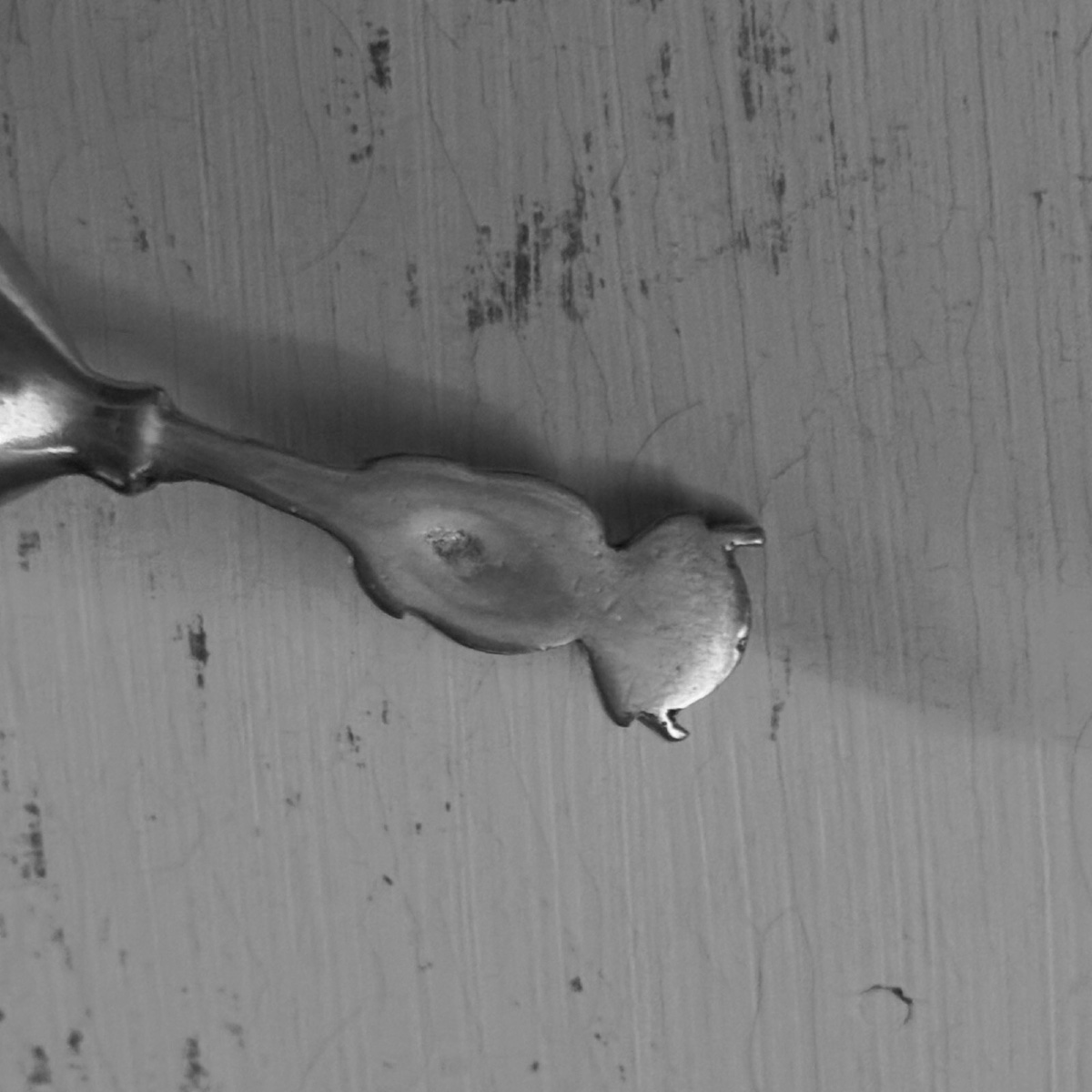 Cuillère en argent ornementée d'un démon-photo-1