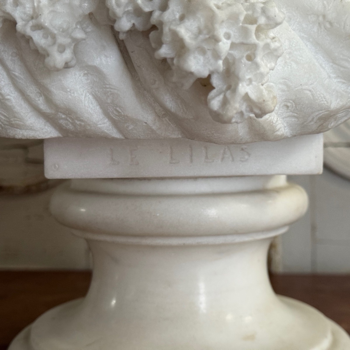 Buste en marbre par Antonio Giovanni Lanzirotti intitulé Le Lilas-photo-2