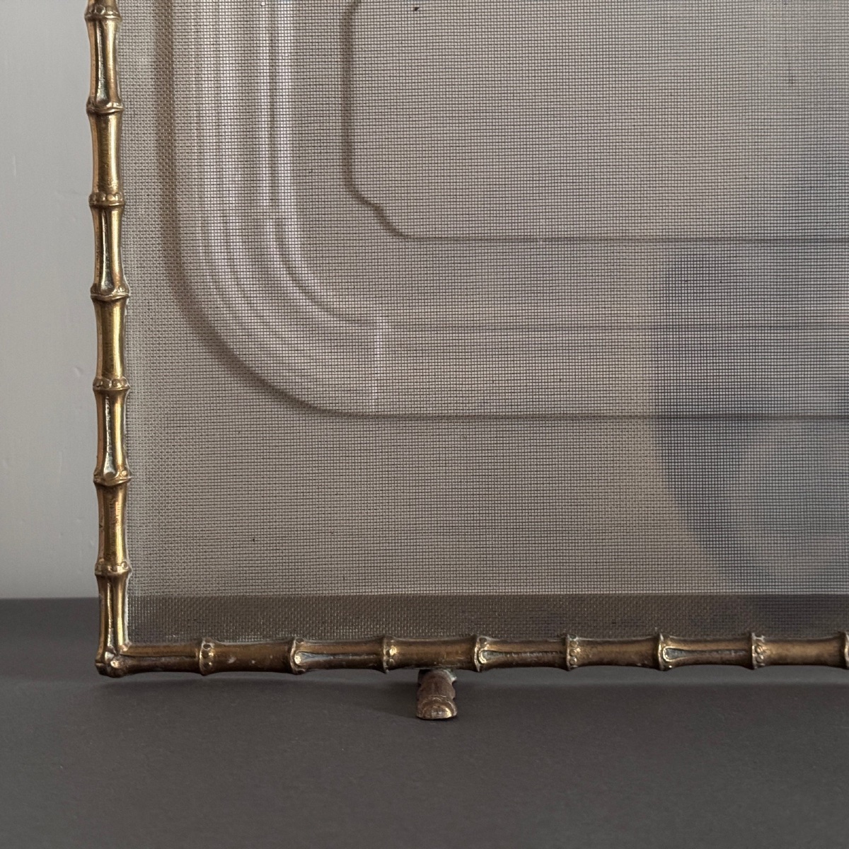 Pare-feu en bronze doré décor de bambou milieu XXe-photo-1