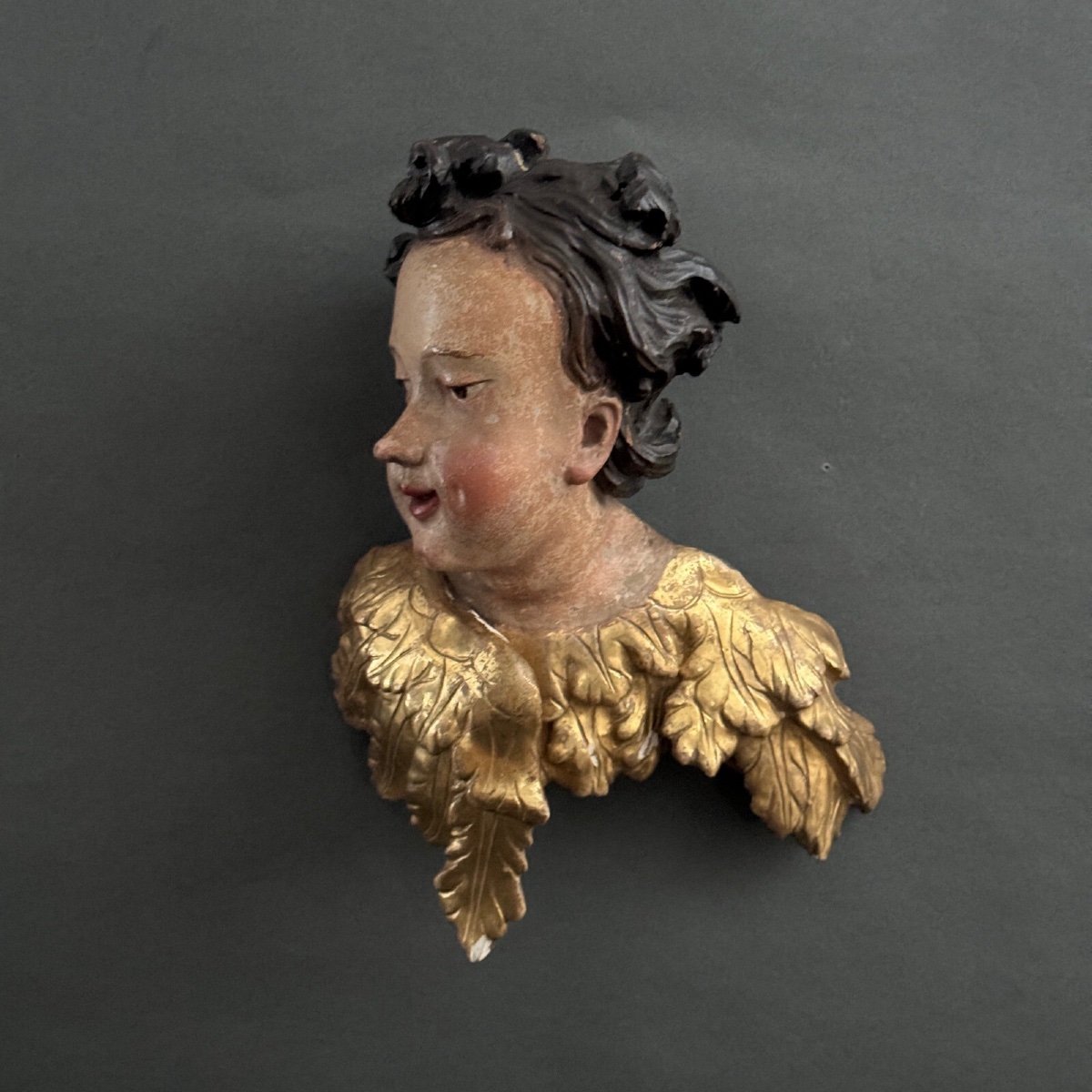Tête d'angelot bois sculpté polychromé doré XVIIe entourage d'Ignaz Günther-photo-2