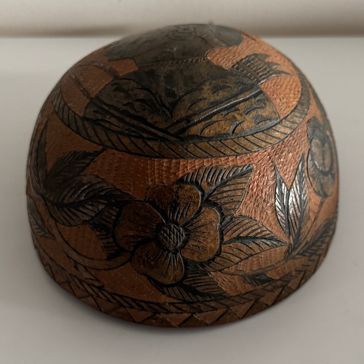 Carved Calabash Nut With Warrior Flowers, Oceania, Early 20th Century-photo-3