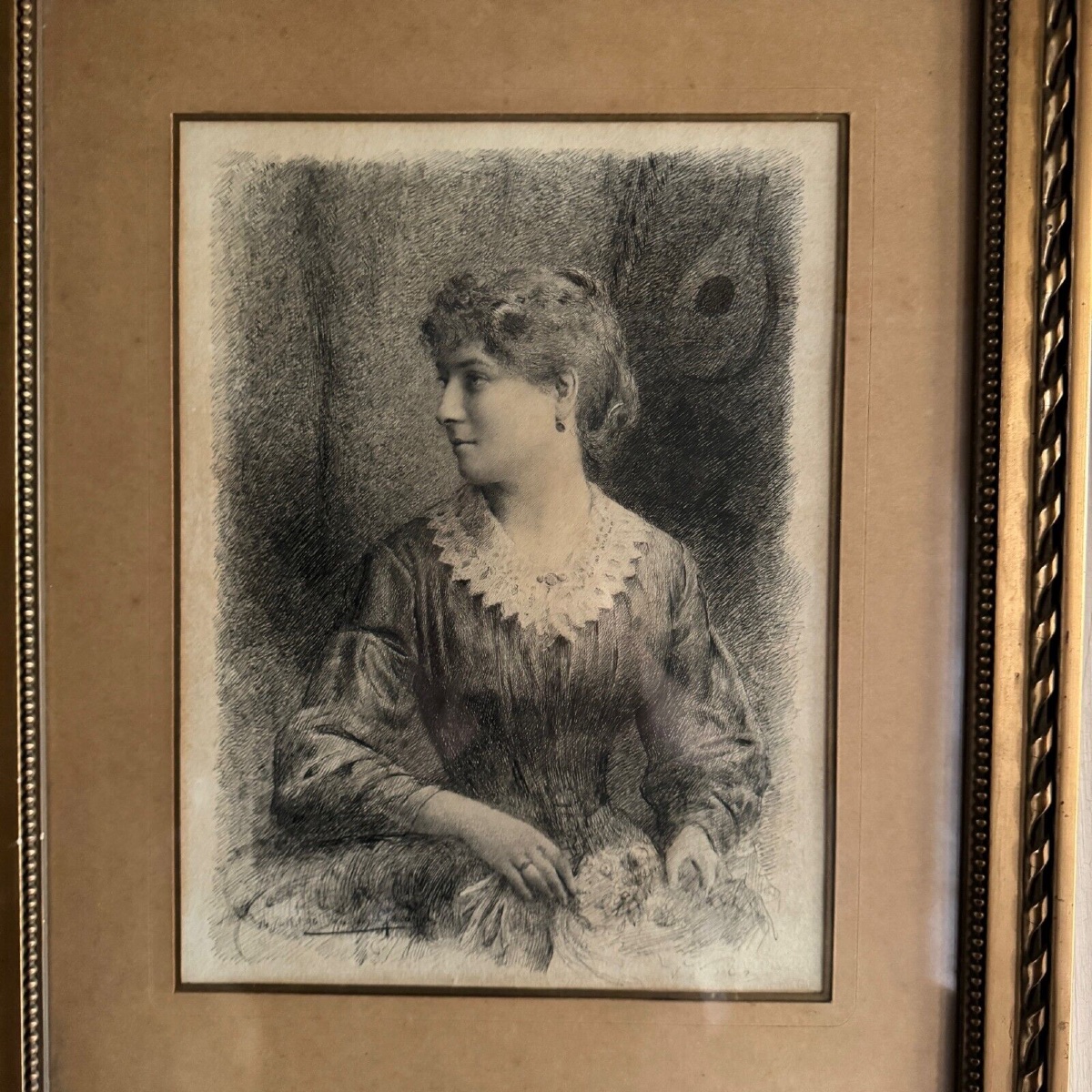 Dessin au fusain jeune élégante par Gaston Gérard 1890-photo-2