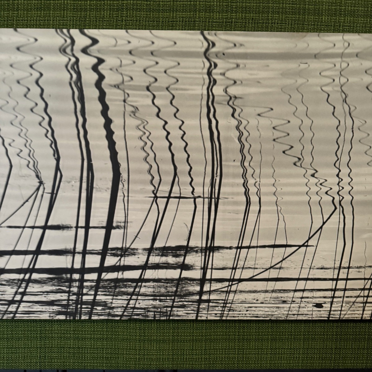 Photo moderniste 1960 contrecollée sur un panneau de bois-photo-3