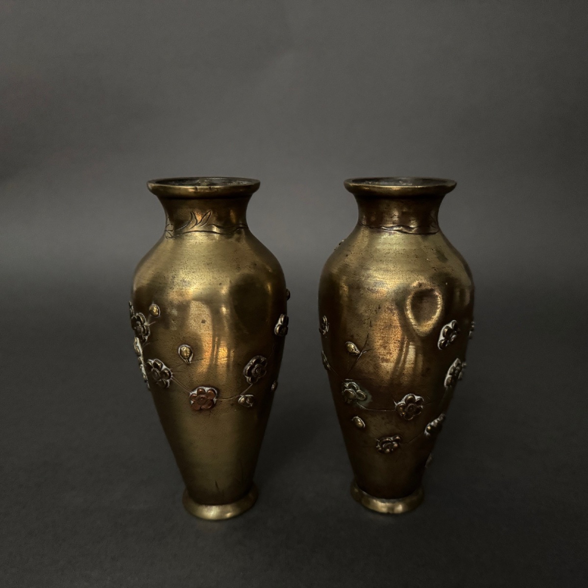 Paire de vases japonais en bronze ciselé incrustation décor d'oiseau-photo-4