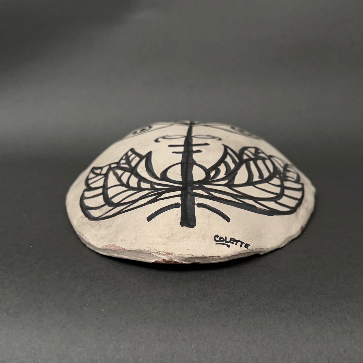 Africanist Mask In White Glazed Terracotta, Face Signed Colette-photo-4