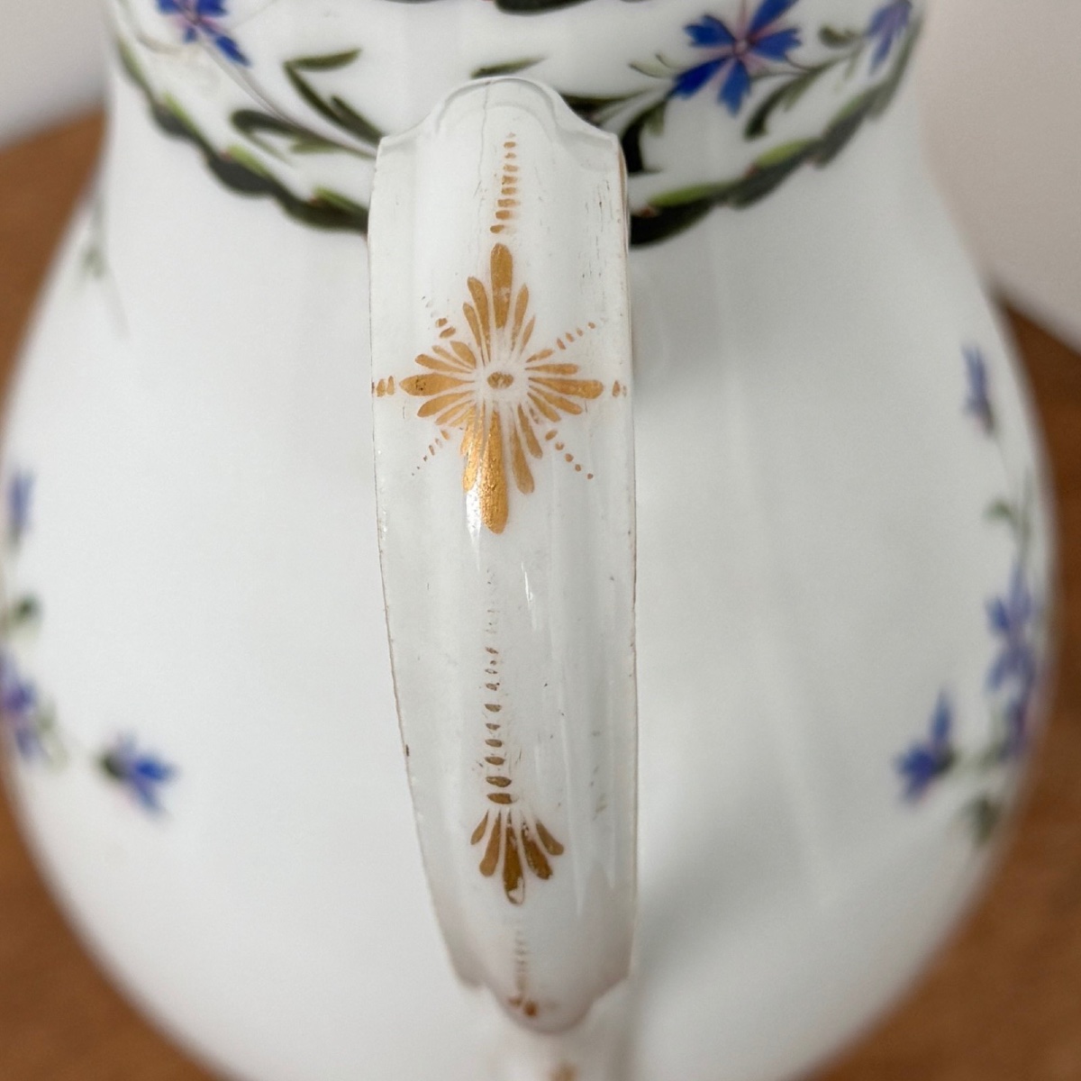 Pichet verseuse en porcelaine décor au barbeau manufacture de Clignancourt XVIIIe-photo-3