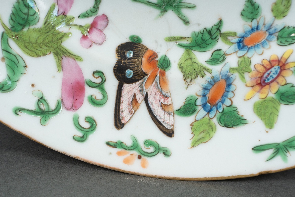 19th Century Canton Porcelain Plate With Floral Decoration Of Birds And Butterflies-photo-6