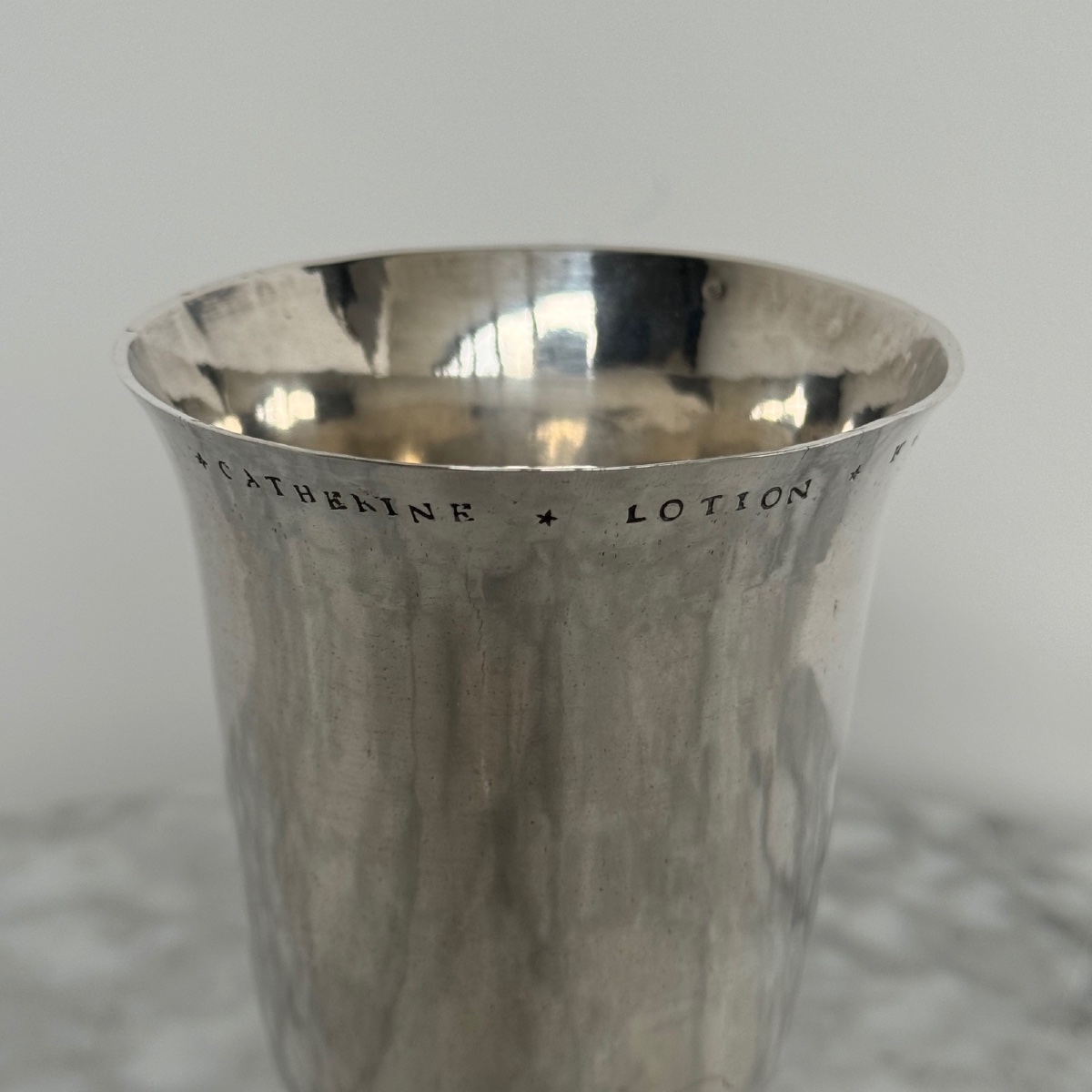 18th-century Silver Cup, Farmers General Hallmark, Gadrooned Foot-photo-4