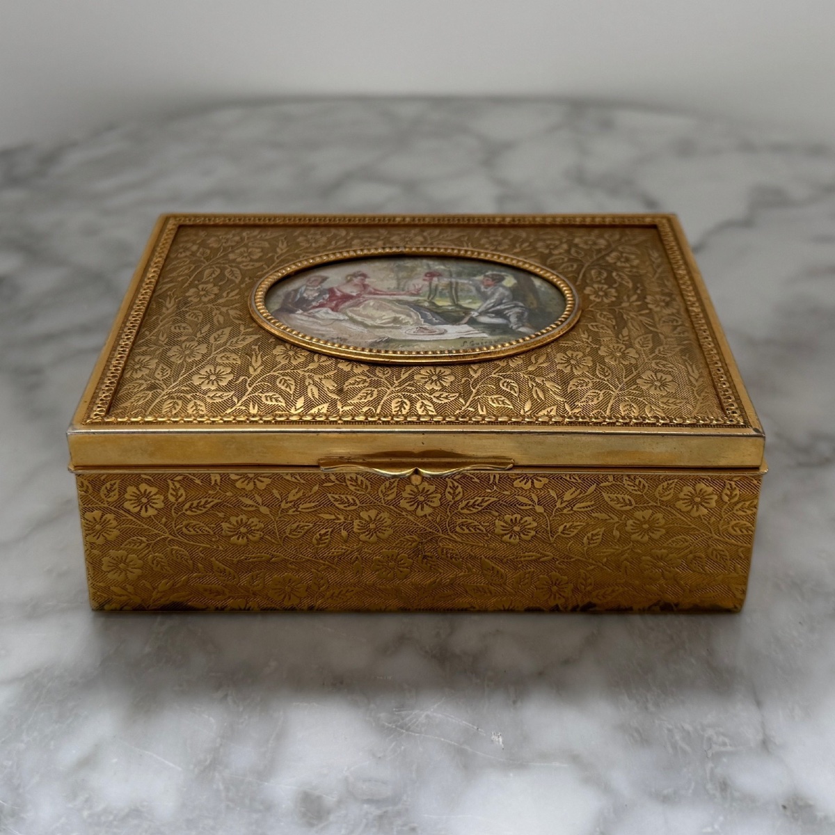 19th-century Guilloché Bronze Box Adorned With A Romantic Miniature -photo-3