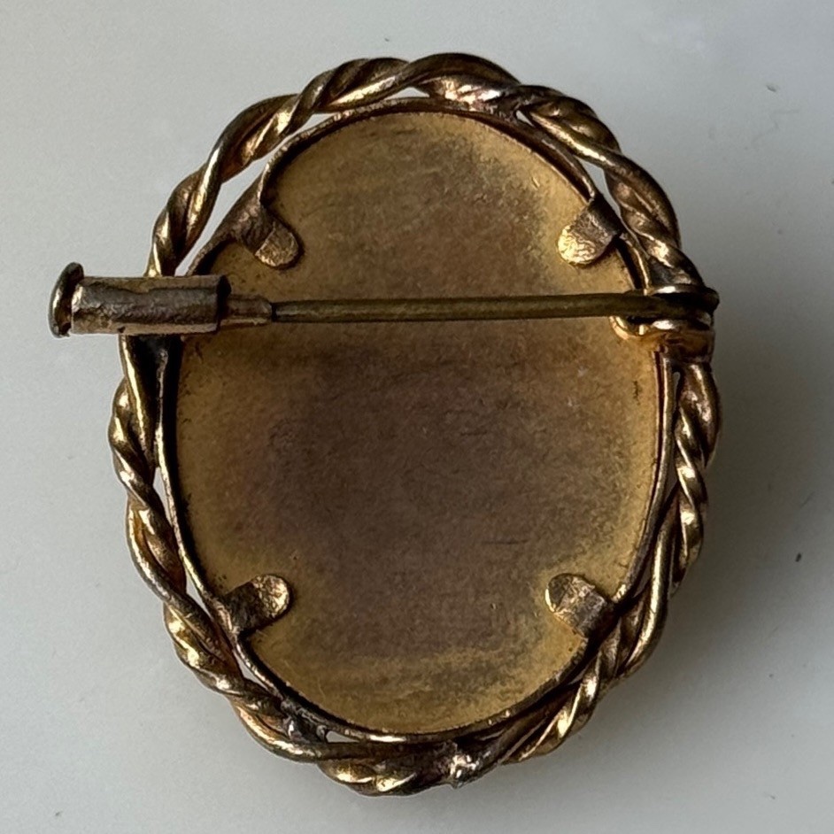 Camée représentant la Vierge monté en broche XIXe -photo-2