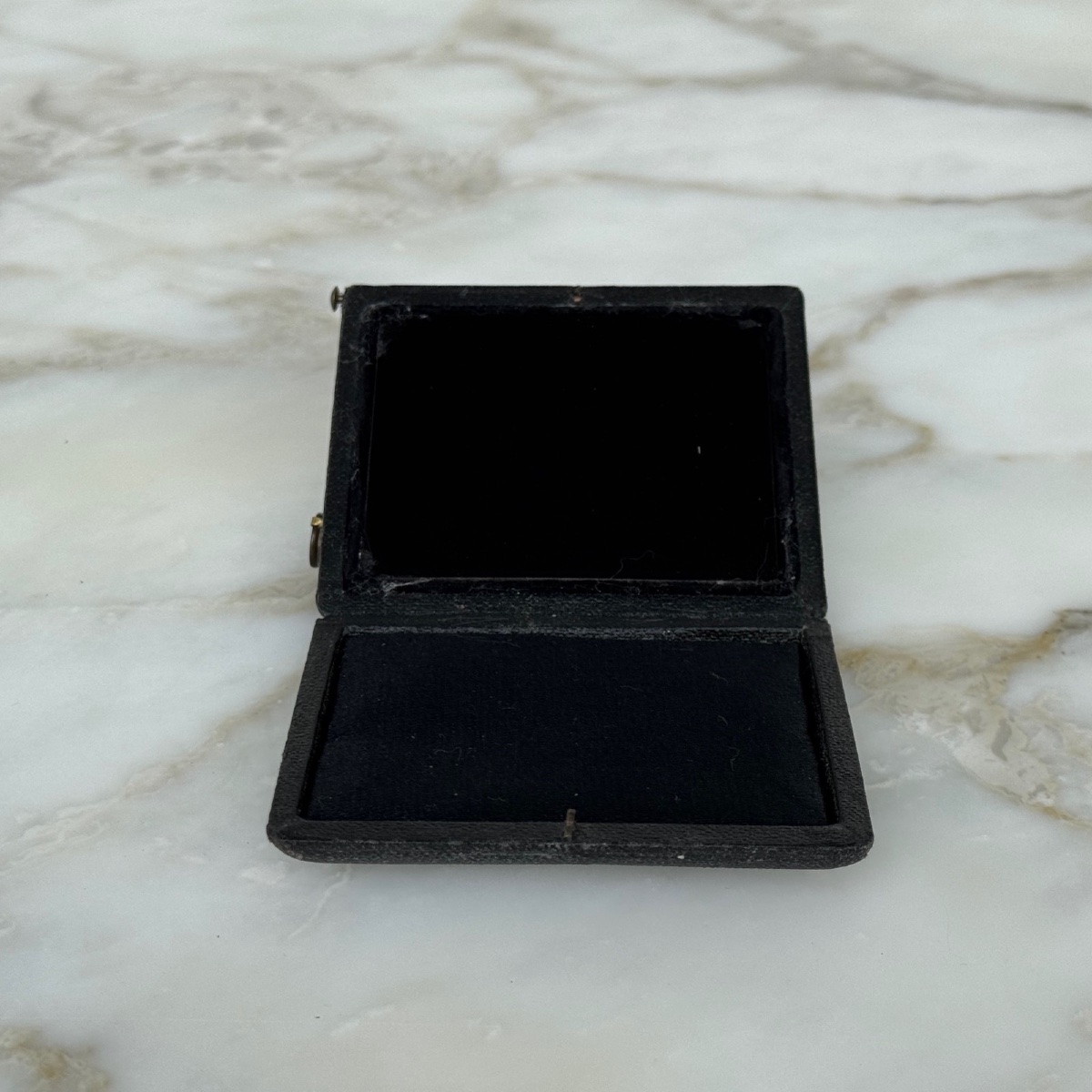 Black Mirror By The Painter Claude Lorrain, 19th Century, In A Leather-covered Case -photo-1