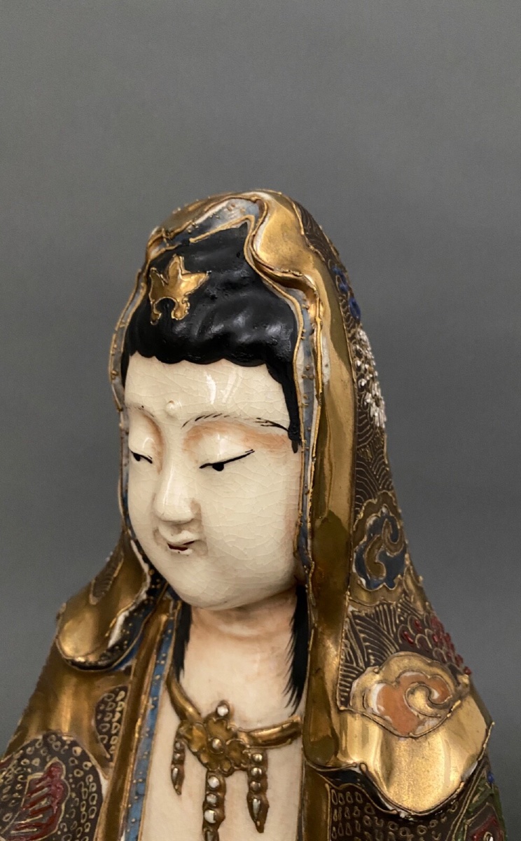 Satsuma Buddha, Japan, 20th Century, Gold Highlights, Signed In Red Ink -photo-2