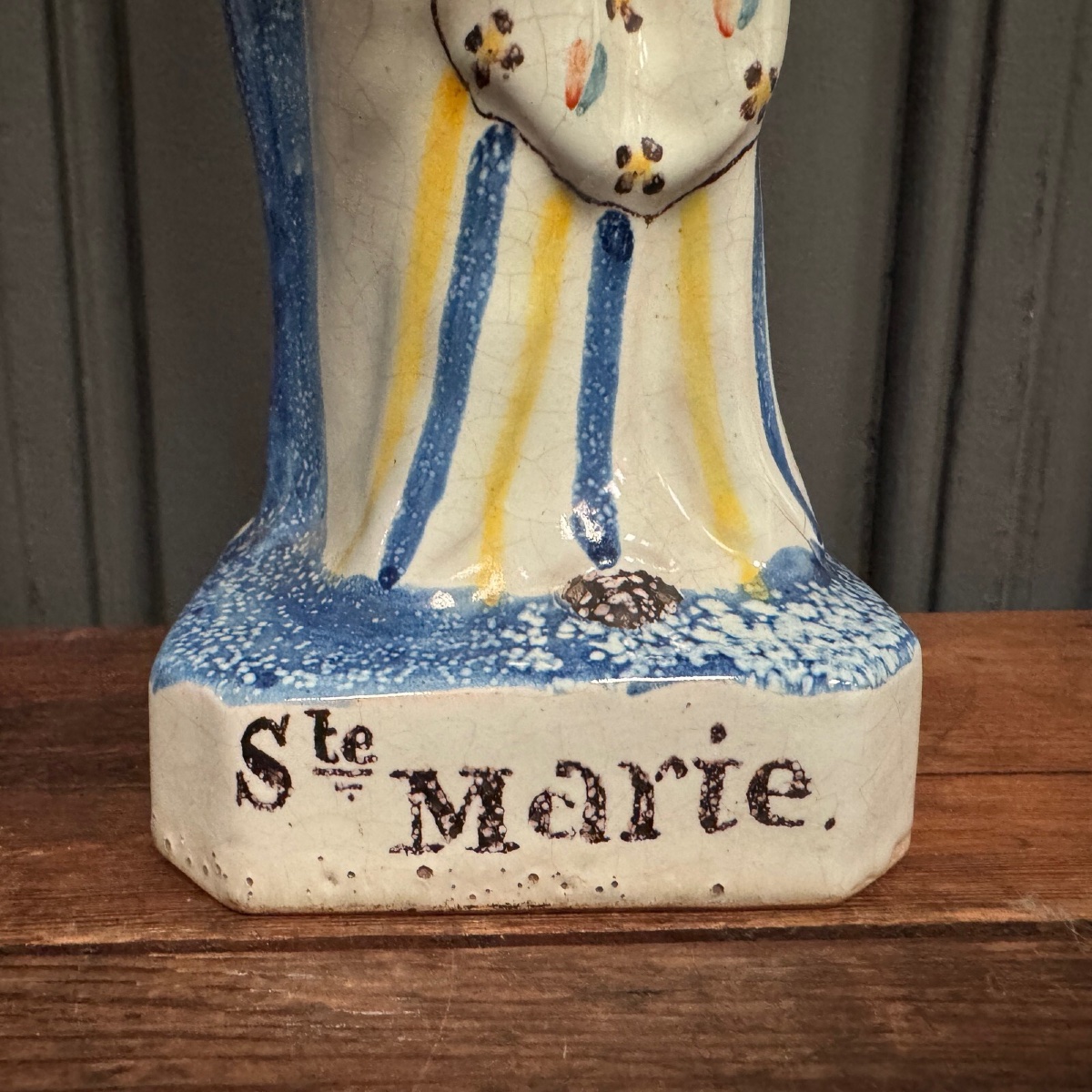 Vierge d'accouchée en faïence XIXe Ste Marie -photo-3