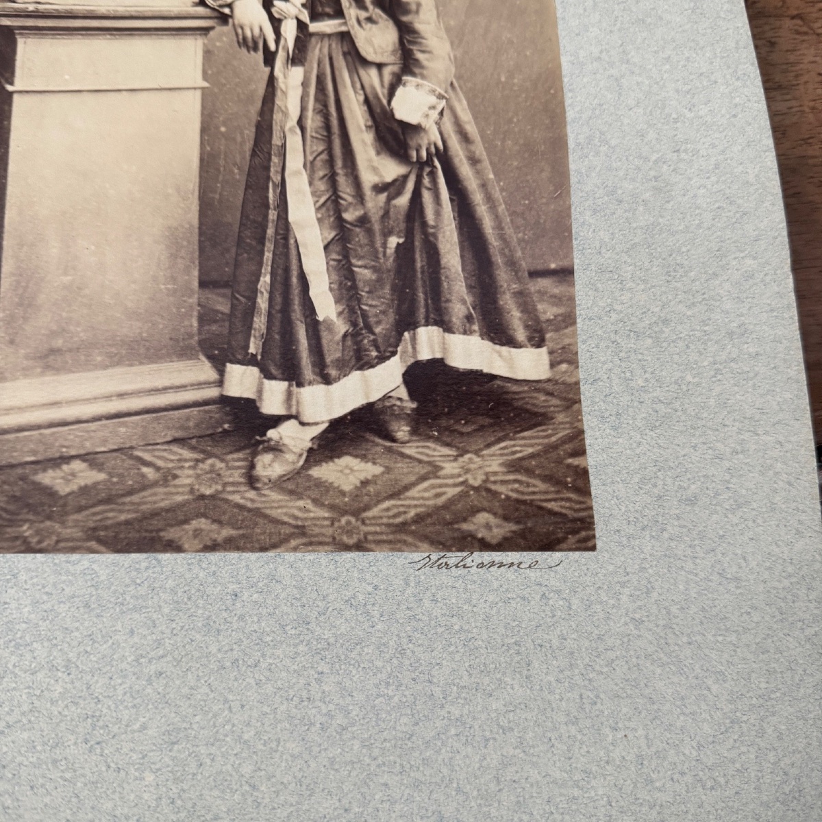 Albumen Print Mounted On Cardboard Depicting A 19th-century Italian Woman-photo-3