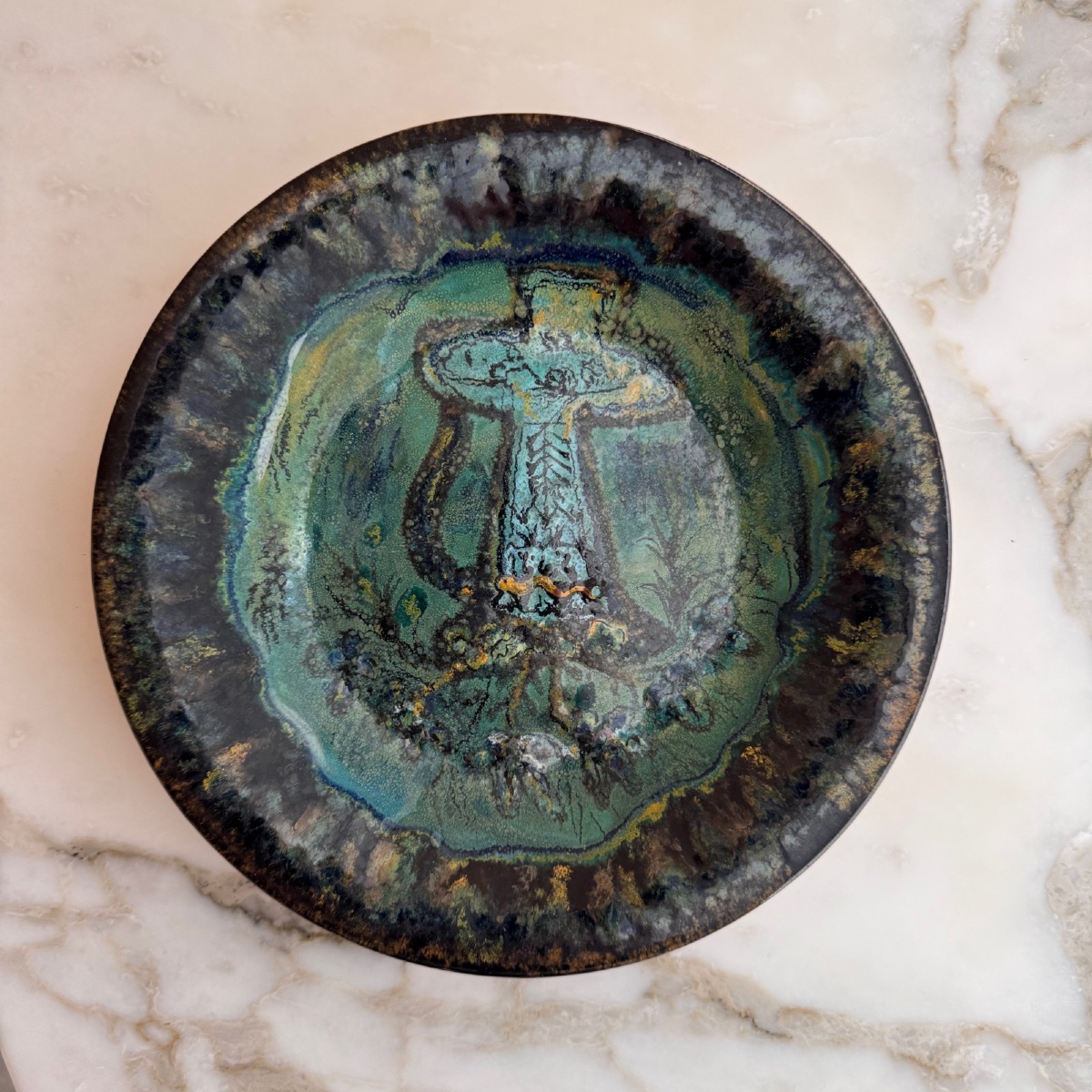 Assiette par Paul Yvain (1919-2007) Keraluc Quimper -photo-3