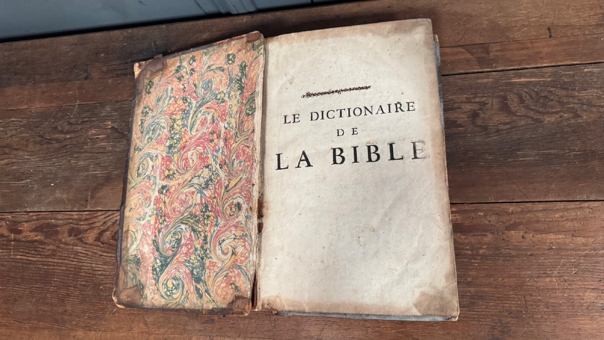 The Dictionary Of The Bible In The Old And New Testaments-photo-3